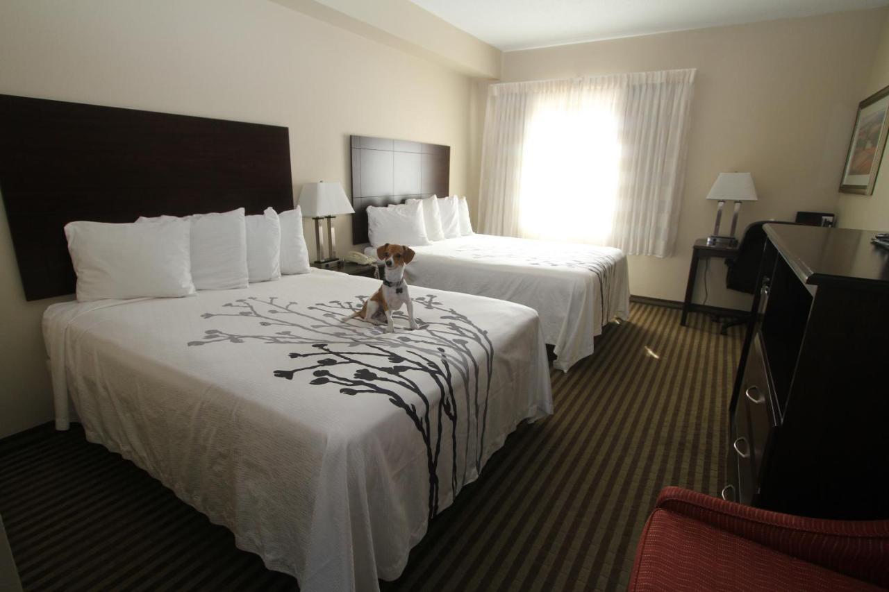 Bowman Inn And Suites Ngoại thất bức ảnh